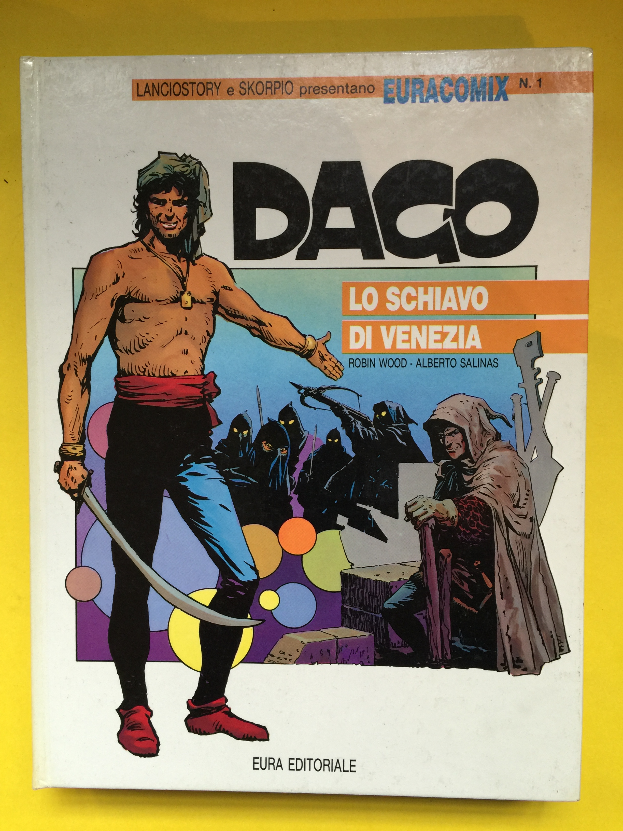 FUMETTO CARTONATO