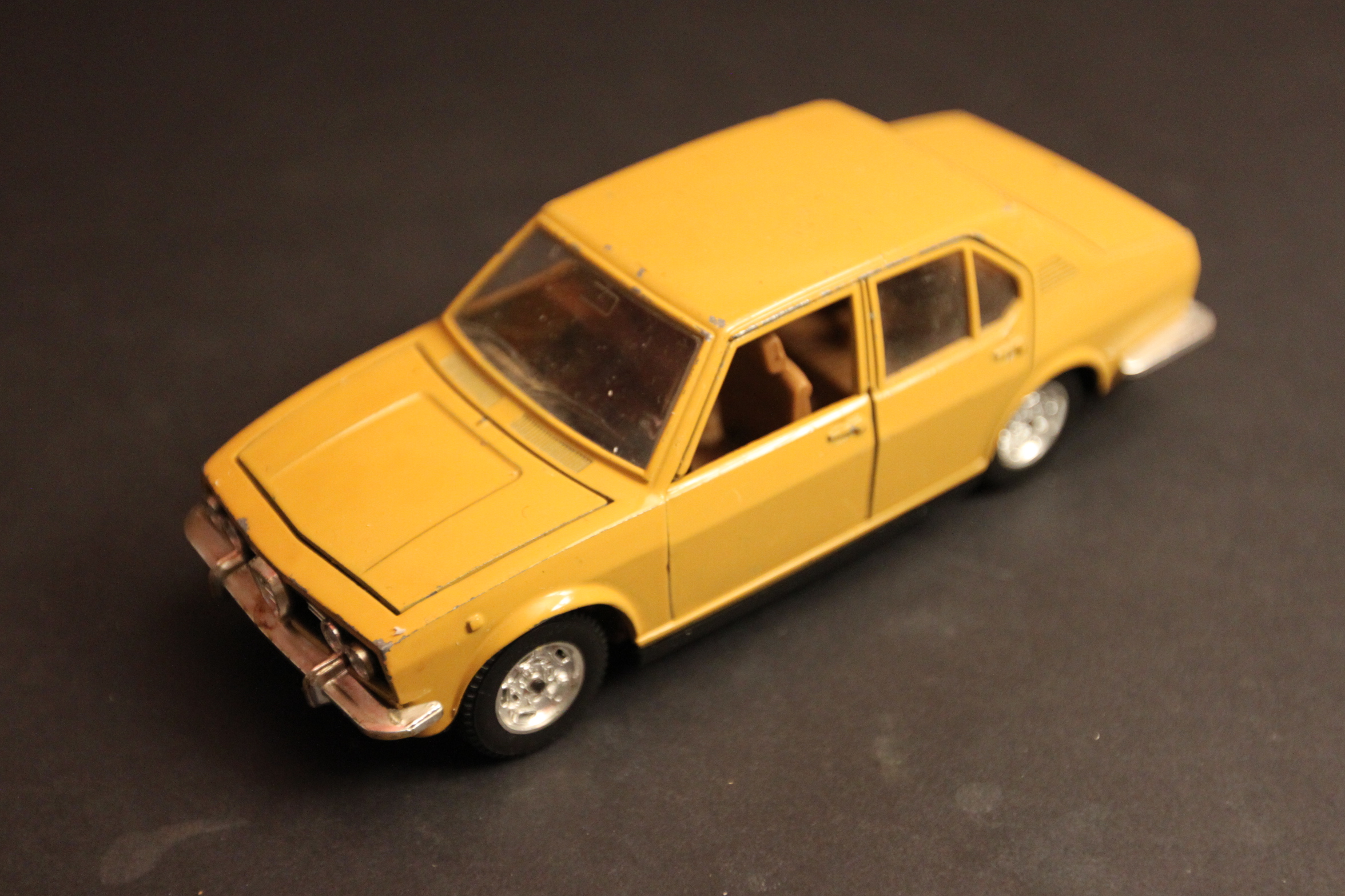 ALFA ROMEO ALFETTA STRADALE