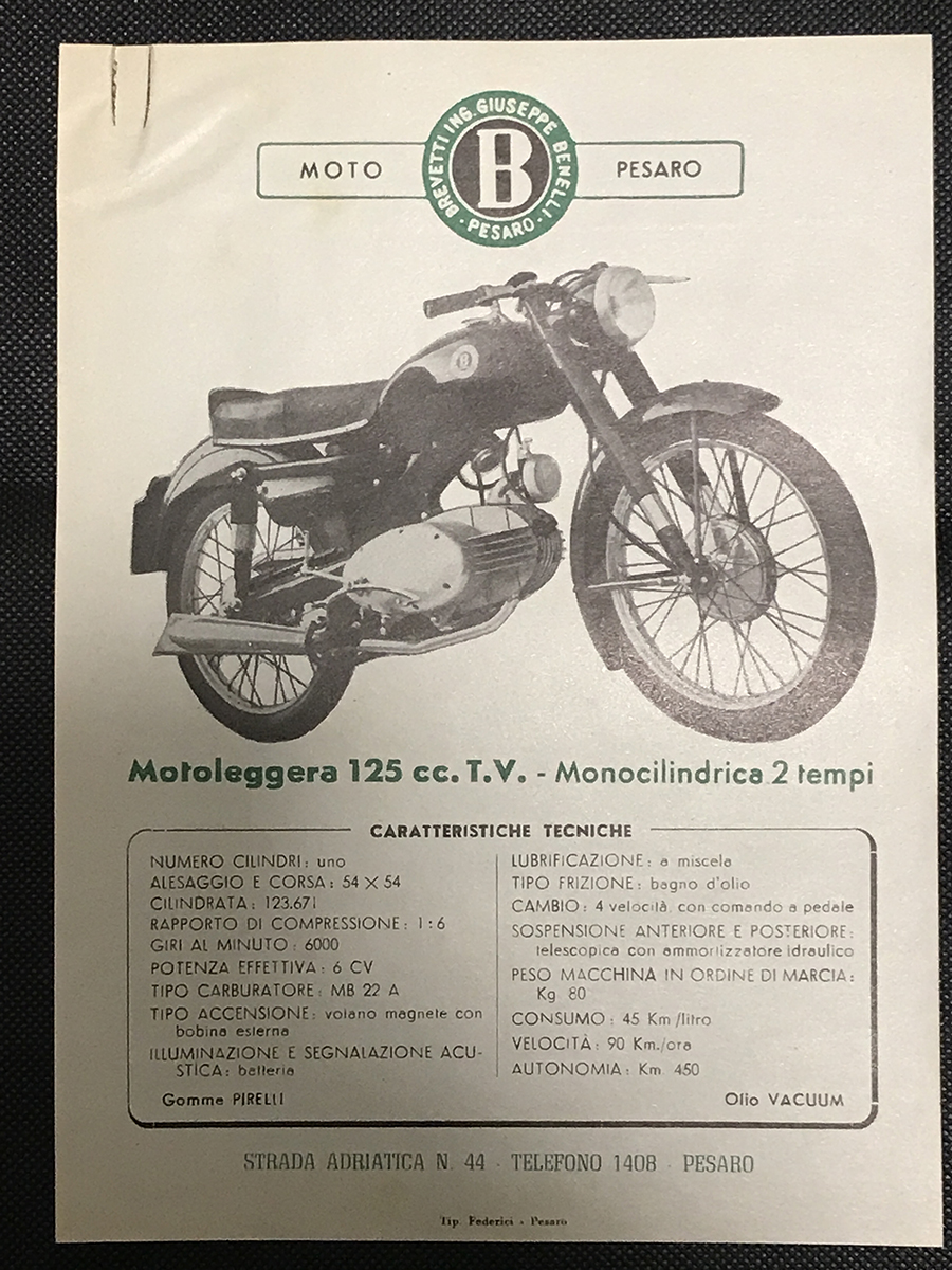 MOTO BROCHURE