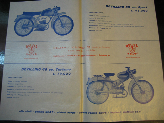 MOTO BROCHURE