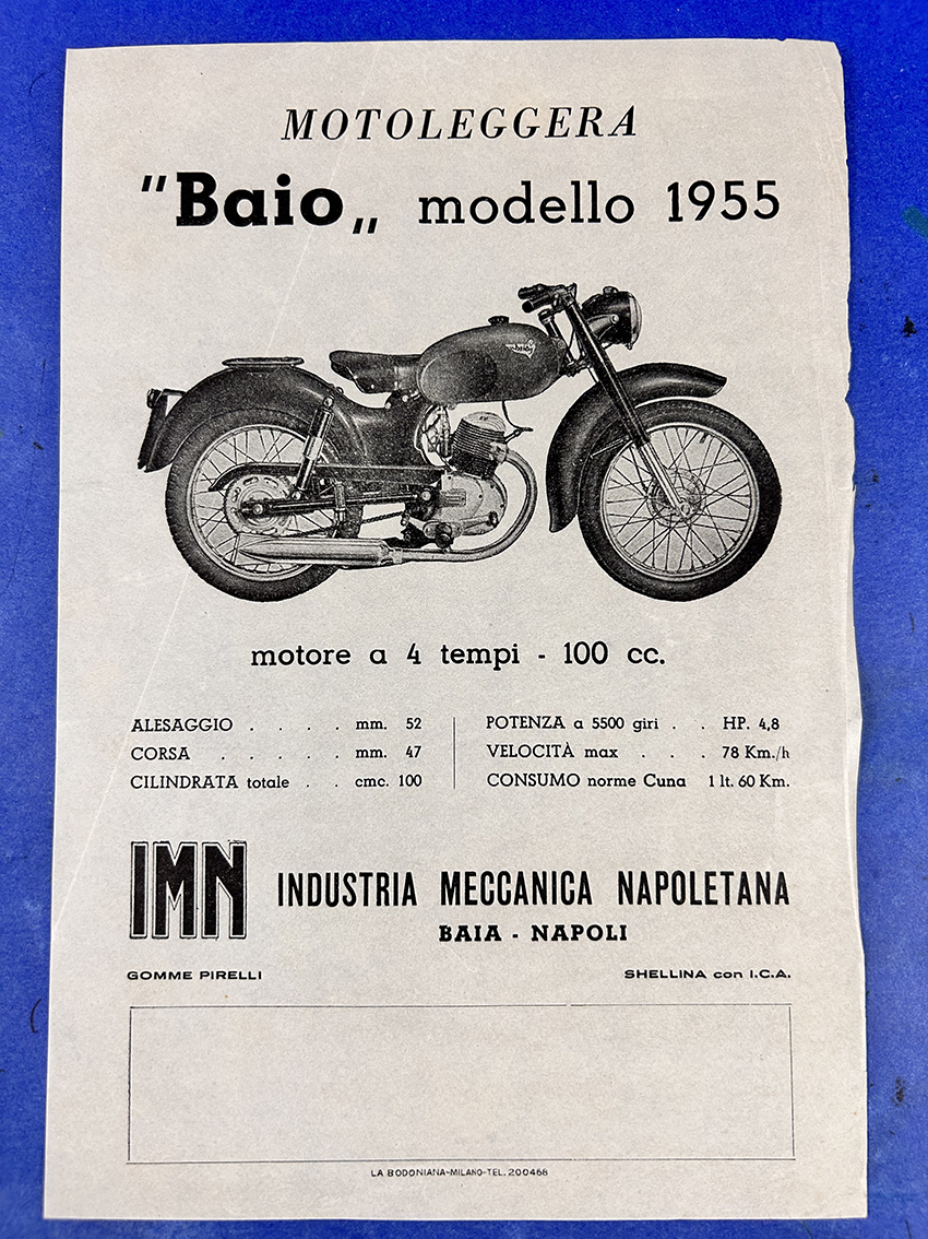 moto brochure