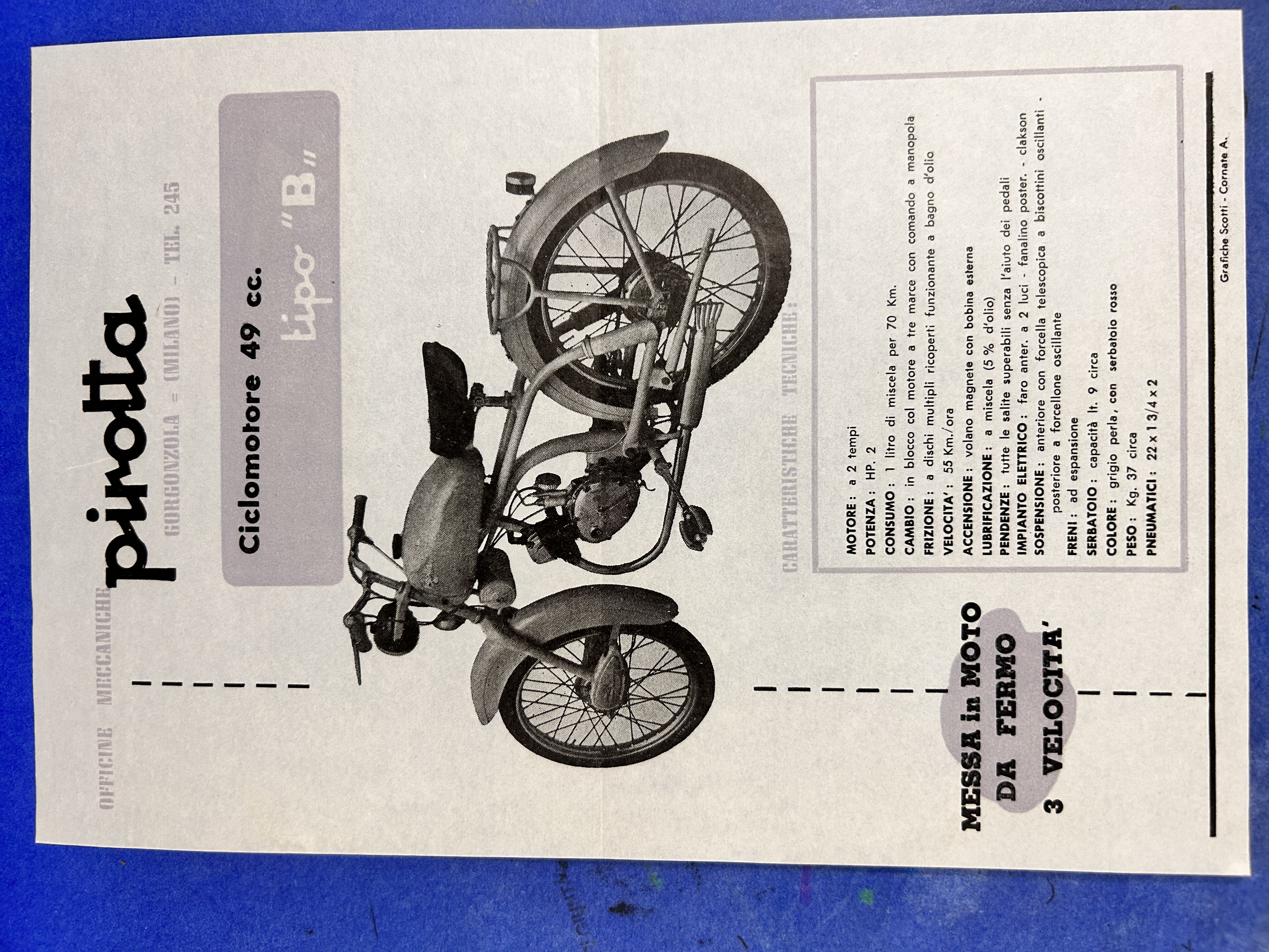 moto brochure