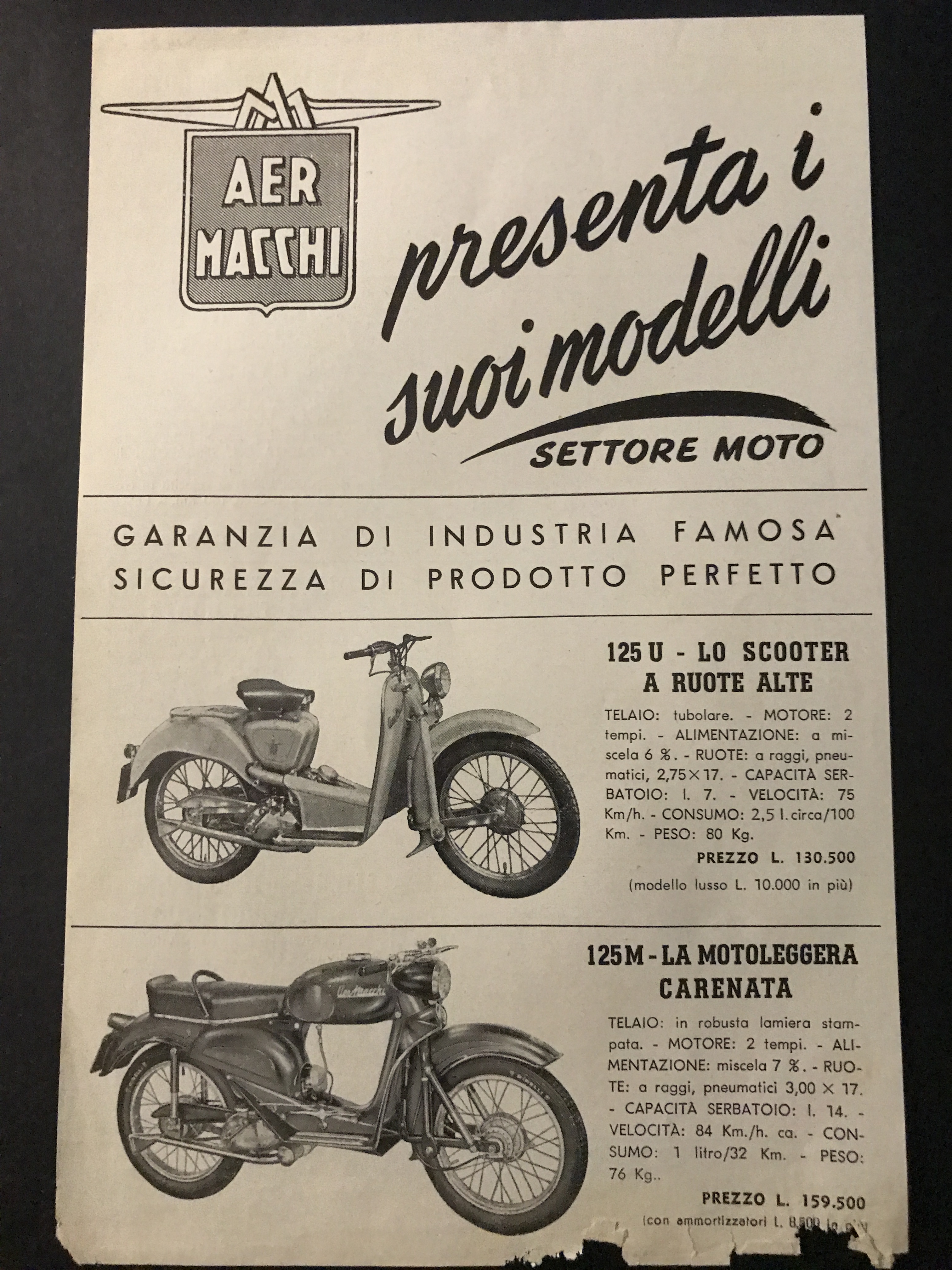 MOTO BROCHURE