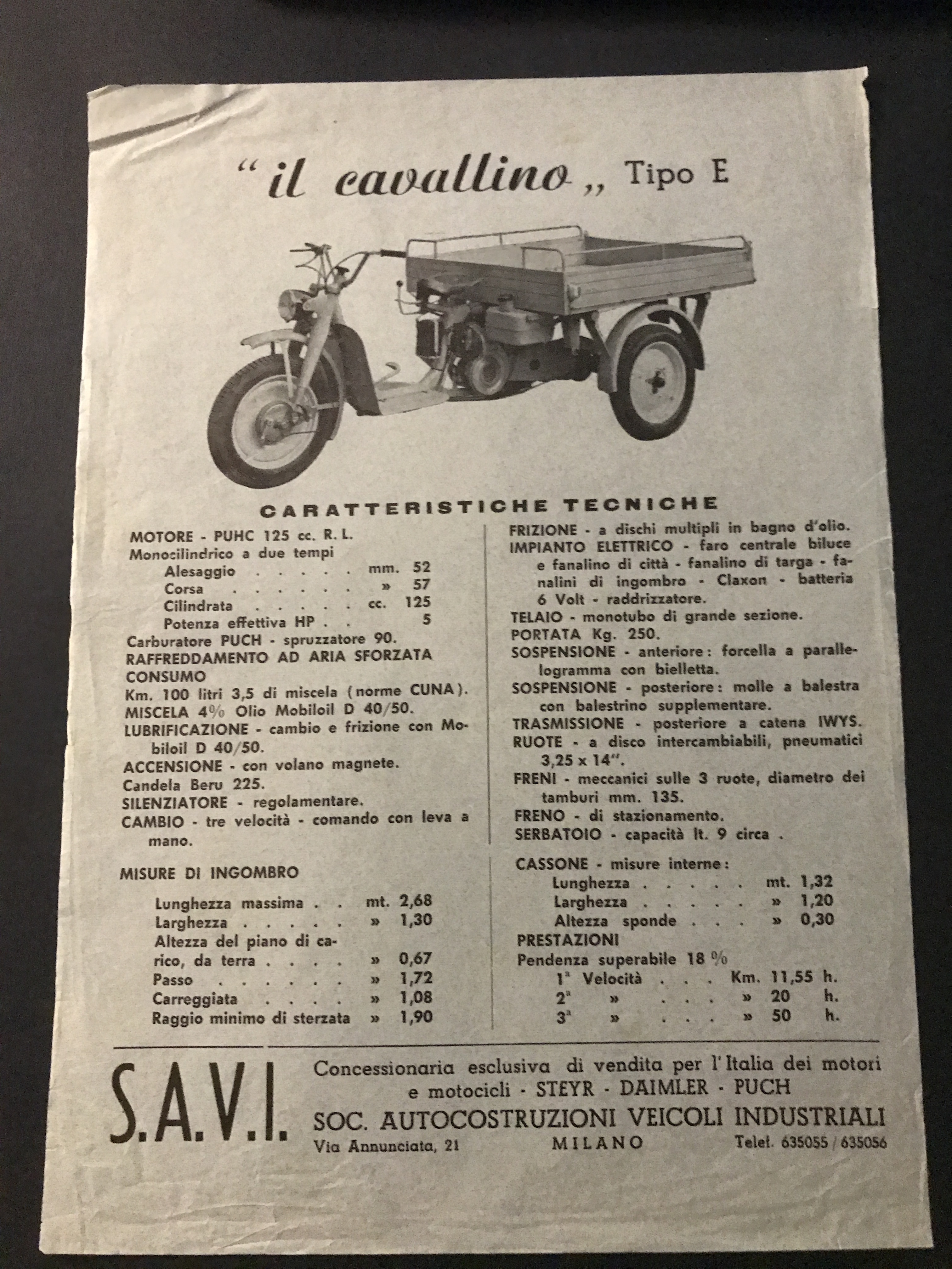 MOTO BROCHURE