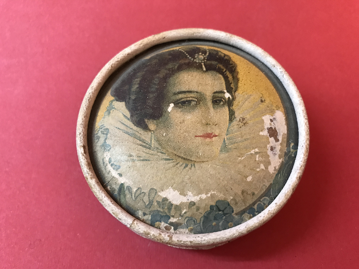 SCATOLA DI LATTA